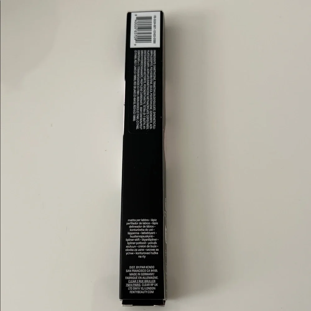 Fenty Beauty by Rihanna Trace'd Out Longwear Waterproof Pencil Lip Liner - Riri - Picture 7 of 11